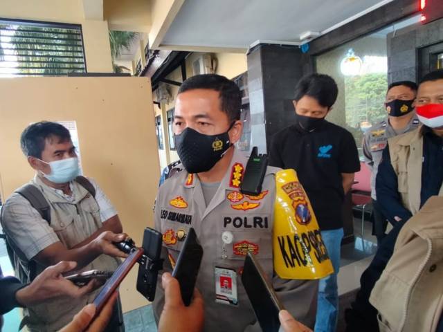 Kapolresta Malang Kota Kombes Pol Leonardus Simarmata menaikkan status kasus kabur 5 calon PMI menjadi penyidikan. (Foto: Sholeh/Tugu Jatim)