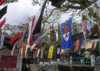 75 Seniman di Malang Ekspresikan Kemerdekaan Lewat Art Flag