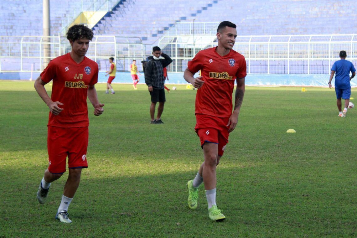 Dua Pemain Baru Arema FC Asal Brasil Berharap Lebih di Klub Barunya 1 pemain muda arema asal brasil