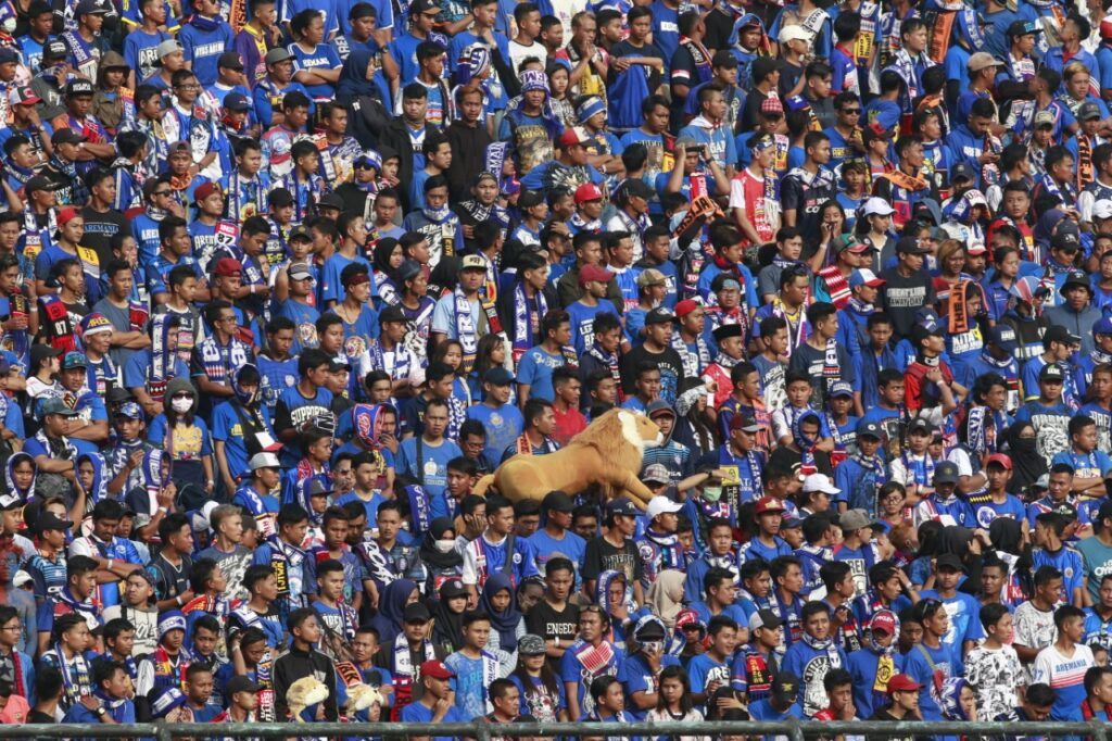 Lautan Aremnia di Stadion Kanjuruhan tahun 2019 lalu. (Foto: Bayu Eka/Tugu Jatim) face tribun aremania