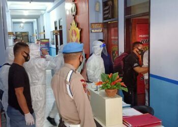 Dijemput Polisi, Pelaku Cium Jenazah di Malang Terancam Dipidana