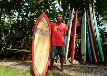 Kisah Joni, Terselamatkan dari Jurang Narkoba Berkat Surfing