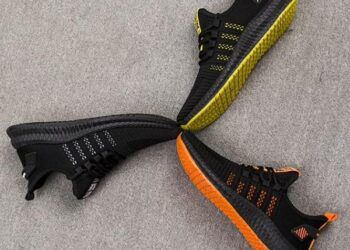 Cerita dan Tips Berbisnis Sepatu Sneakers Impor