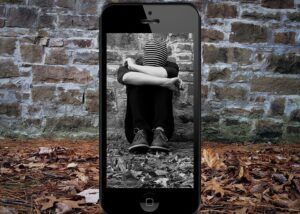 Memahami Cyberbullying dan Kiat-kiat Mengatasinya