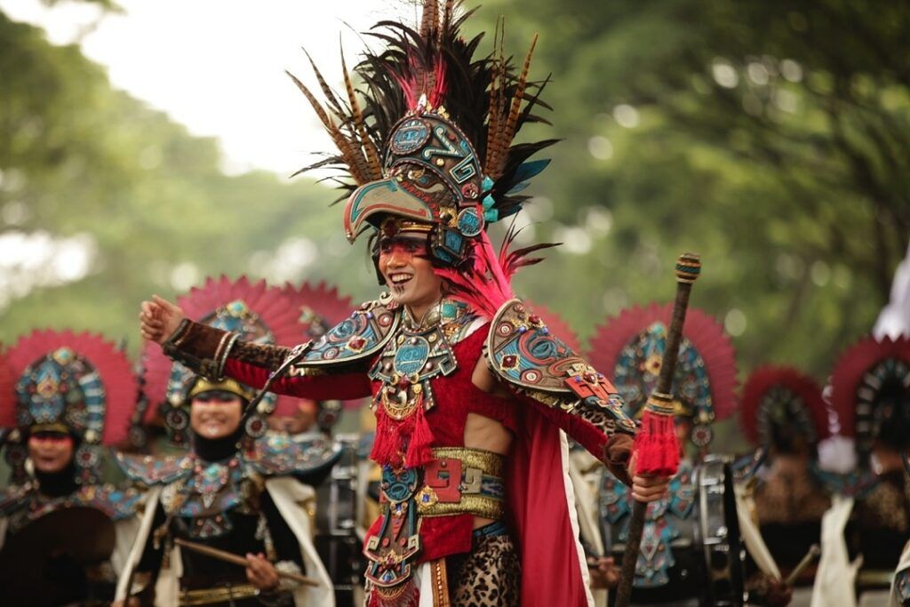 Festival kebudayaan Jember Fashion Carnival