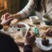 Awas! Makan Bersama atau Prasmanan Tingkatkan Risiko Terpapar COVID-19 8 makan bersama tingkatkan persebaran virus corona