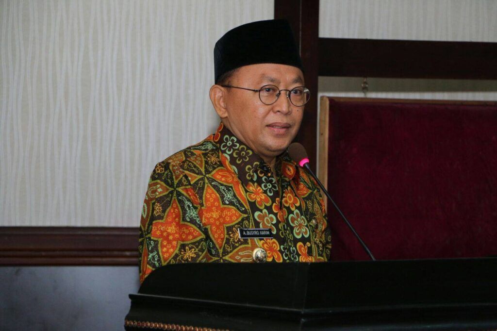 bupati sumenep busyro karim