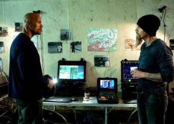Dwayne Johnson (The Rock) dalam film Snitch