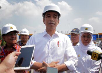 Jokowi ingin protokol kesehatan di Piala Dunia U-20 tahun 2021 berjalan ketat.