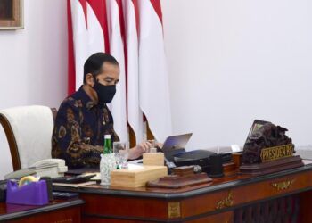 Presiden Joko Widodo Jokowi Fokuskan Penanganan COVID-19 di 12 Kab/Kota dengan Kasus Terbanyak