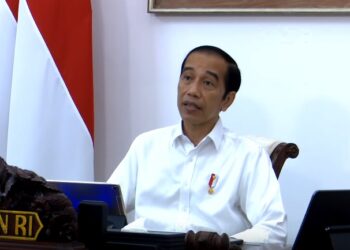 Presiden Joko Widodo (Jokowi) peringatkan bahaya La Nina dalam pembukaan rapat terbatas, Selasa (13/10) (Foto: tangkapan layar YouTube Sekretariat Negara)