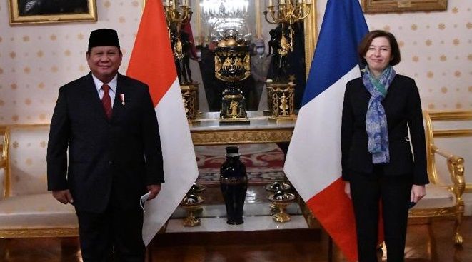 Pertemuan bilateral Menhan Prabowo Subianto dan Menhan Prancis Florence Parly. (Foto: KBRI Prancis)