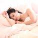 wanita tidur nyenyak