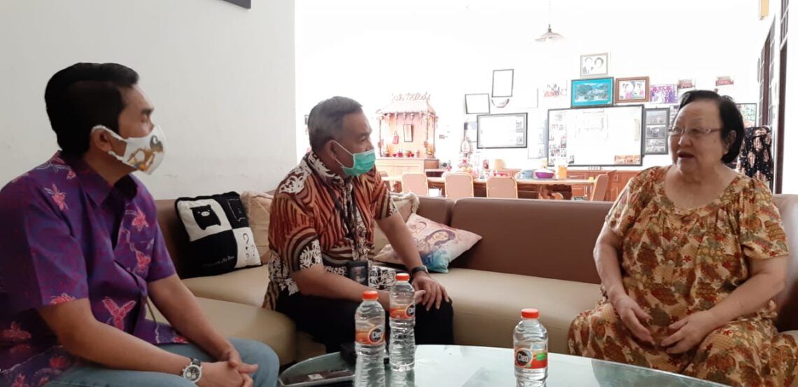 Aqua Dwipayana ketika melakukan kunjungan ke Malang.