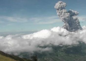 Gunung Merapi erupsi. Status gunung merapi