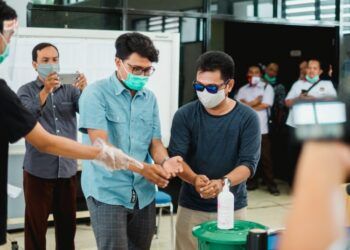 Mencuci tangan salah satu syarat protokol kesehatan yang harus dilakukan saat Pilkada Surabaya tahun 2020