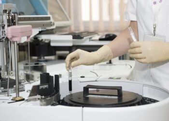 Satgas COVID-19: Perlu Ada Evaluasi Laboratorium yang Tes Corona