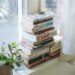 Ilustrasi kutu buku dan hobi membaca buku. (Foto: Unsplash)