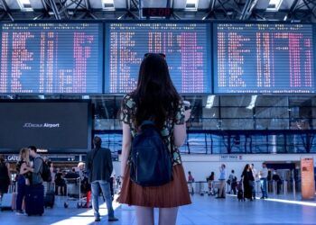 Ilustrasi bandara yang terdampak pandemi. (Foto: Pixabay)