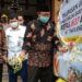 Pertama di Indonesia, Tuban Berhasil Ekspor Jagung ke Thailand 8 Bupati Tuban Fathul Huda bersama Direktur Perbenihan Ditjen Tanaman Pangan Kementerian Pertanian (Kementan) Dr. Ir. Mohammad Takdir Mulyadi, MM., Asisten Perekonomian Pembangunan Pemprov Jawa Timur Dr. Ir. Jumadi. (Foto: Humas Pemkab Tuban) tuban ekspor jagung ke thailand