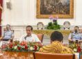 Jokowi Minta Bansos Disalurkan Awal Januari untuk Dongkrak Daya Beli Masyarakat