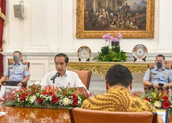 Jokowi Minta Bansos Disalurkan Awal Januari untuk Dongkrak Daya Beli Masyarakat