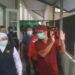 Gubernur Jatim Khofifah bersama jajaran Forkopimda Malang Raya saat meninjau kesiapan RS Lapangan di Politeknik Kesehatan Malang, Sabtu (5/12) (Foto: AZM/Tugu Malang ID)