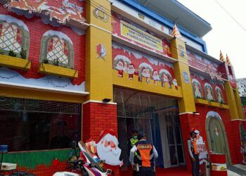 Posko pengamanan Polres Bojonegoro. (Foto: Agus Setiawan/Tugu Jatim)