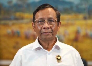 Mahfud MD mengimbau agar para Pasangan Calon (Paslon) tetap mematuhi protokol kesehatan dan aturan kampanye jelang hari terakhir kampanye Pilkada. (Foto: Polkam.go.id)