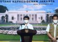 Menlu Retno Marsudi dan juga Prof Wiku Adisasmito saat memberikan pernyataan terkait penutupan Indonesia bagi WNA akibat adanya laporan varian baru virus corona. (Foto: Sekretariat Negara)