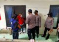 Dua pasangan mesum diamankan saat razia hotel dan tempat kos di kawasan Tuban, Rabu (30/12/2020) kemarin. (Foto: Humas Polres Tuban)