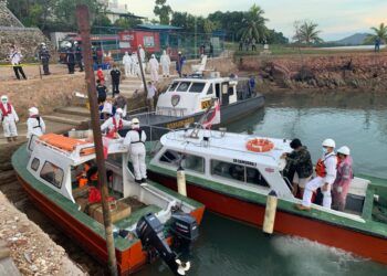 Pemulangan 6 ABK di kapal berbendera Cina melalui jalur Batam. (Foto: Kemlu RI)