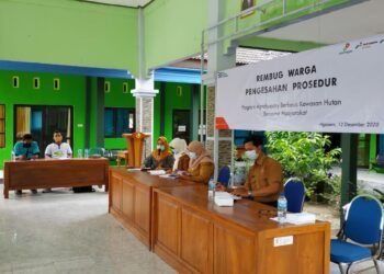 PT Pertamina EP Cepu gelar program untuk menjaga kelestarian hutan dan meningkatkan perekonomian masyarakat. (Foto: Dokumen)