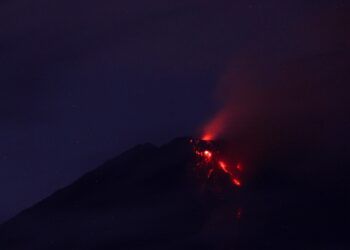 erupsi gunung semeru