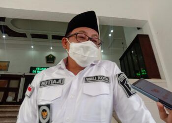 Wali Kota Malang Sutiaji akhirnya dinyatakan negatif setelah sebelumnya terkonfirmasi positif COVID-19.