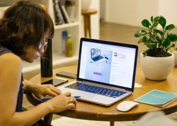 cara meningkatkan kinerja saat WFH work from home