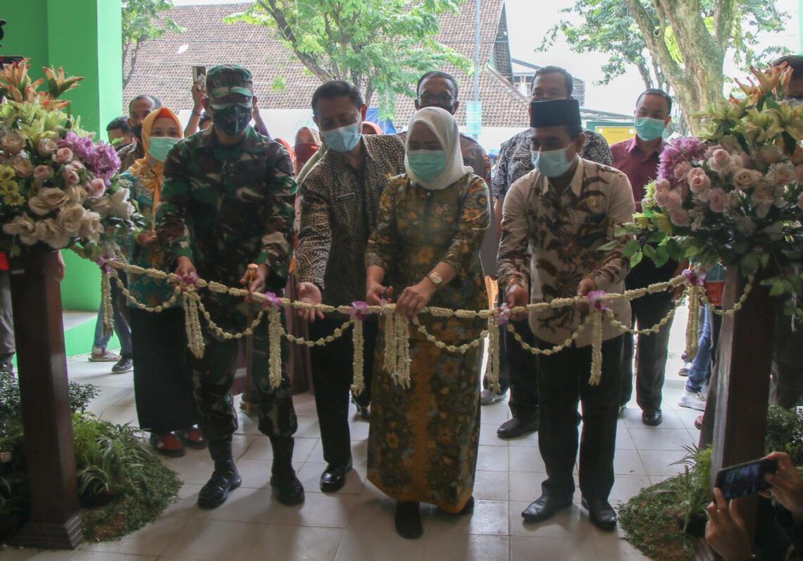 Akhirnya Pasar Banjarejo Diresmikan Bupati Bojonegoro 1 Foto: Pemkab Bojonegoro.
