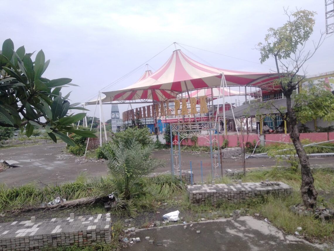 Tempat Wisata di Surabaya Gulung Tikar, Kadisbudpar Jatim: Bikin Wisata Buatan Itu Harus Inovatif 1 Tempat wisata SNCM di Surabaya kini jadi kenangan karena sudah tidak beroperasional lagi. (Foto:Rangga Aji/Tugu Jatim)