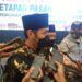 Calon bupati terpilih Aditya Halindra Faridky saat wawancara bersama awak media. (Foto: Rochim/Tugu Jatim)