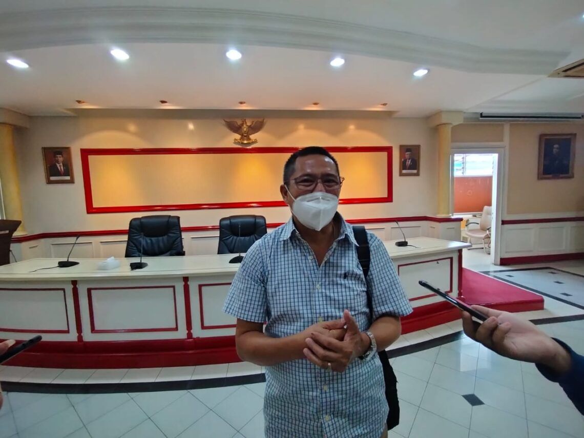 65 Ribu Ton Gula Tak Terjual, Pemkab Malang "Paksa" Investor Borong Gula Lokal 1 Ketua DPD APTRI PG Kebon Agung Dwi Irianto berbicara soal gula kristal. (Foto: Rap/Tugu Jatim)