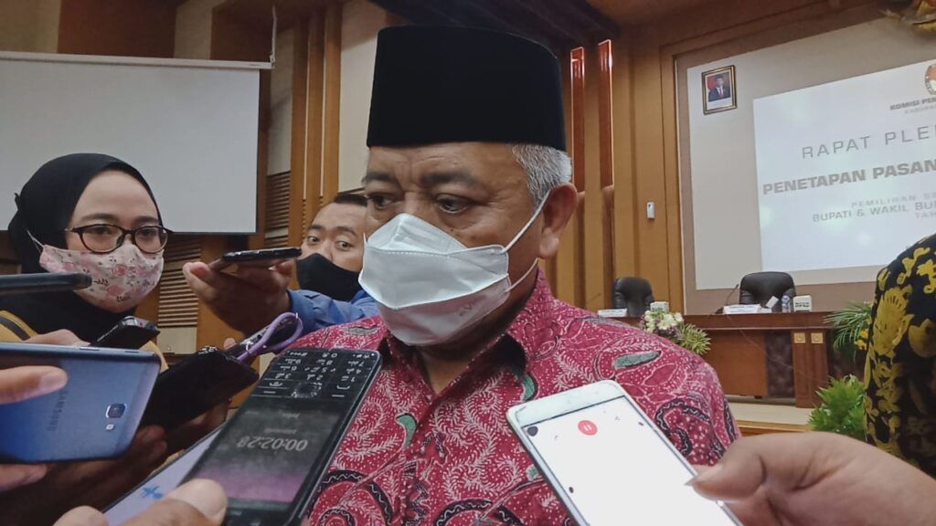 Bupati Malang Muhammad Sanusi berbicara mengenai Kampung Tangguh Semeru. (Foto: Rap/Tugu Jatim)