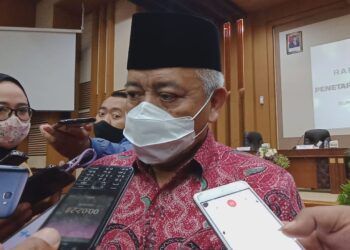 Bupati Malang Muhammad Sanusi berbicara mengenai Kampung Tangguh Semeru. (Foto: Rap/Tugu Jatim)