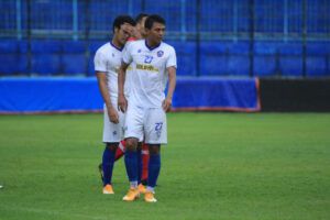 Pemain Arema FC, Dedik Setiawan Penerima Vaksin Pertama dari Kabupaten Malang