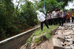 Pemkab Bojonegoro Upayakan Perbaikan Jembatan yang Ambrol dengan Segera