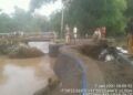 Aliran di salah satu sungai di Nganjuk yang tersumbat sampah dan mengakibatkan banjir. (Foto: BPBD Nganjuk)