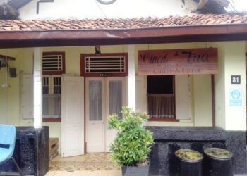 Salah satu rumah di kawasan Kampung Lawas Maspatih, Surabaya. (Foto: Rangga Aji/Tugu Jatim)