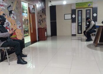 KPK datangi Balai Kota Among Tani, Kota Batu. (Foto: Rza/Tugu Malang/Tugu Jatim)