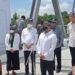Resmikan Jembatan Terusan Bojonegoro Blora, Mensesneg Nostalgia Kampung Halaman 9 Mensesneg Pratikno saat meresmikan jembatan Terusan Bojonegoro Blora, Minggu (3/1/2020). (Foto: Moch Abdurrochim/Tugu Jatim)