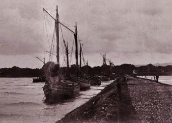 Pelabuhan Tuban tempo dulu. (Foto: Dokumen/Dinas Kearsipan Tuban)