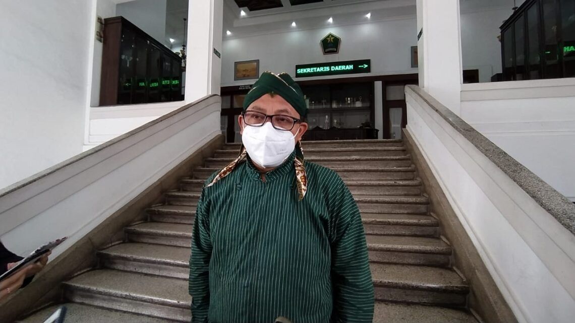 PPKM Diperpanjang, Wali Kota Malang Minta Kepastian Indikator ke Pusat 1 Wali Kota Malang, Sutiaji tanyakan indikator-indikator PPKM tahap kedua. (Foto: Azm/Tugu Malang/Tugu Jatim)